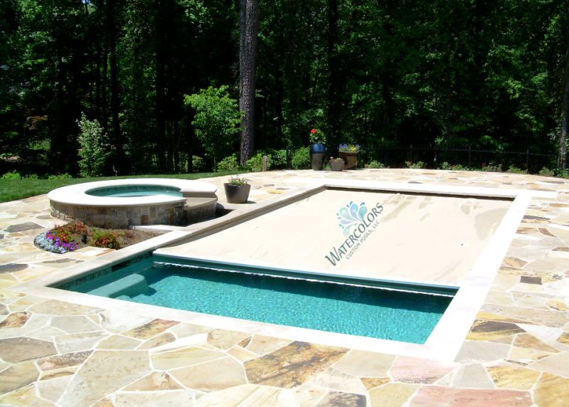 Four Basic Types of Pool Covers for your Atlanta Swimming Pool